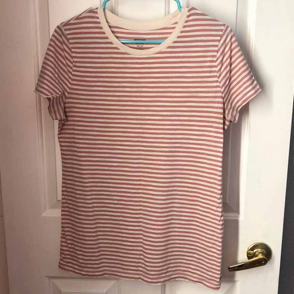 💎 3/$12 💎 Mossimo Striped Tee
